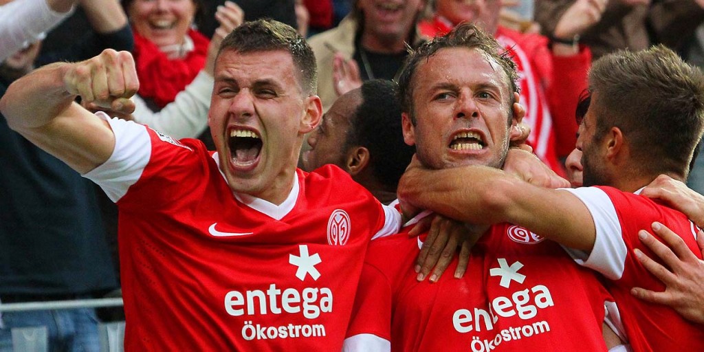 Fussball Bundesliga, FSV Mainz 05, Adam Szalai, Nicolce Noveski, Foto: Bernd Eßling, Bildjournalist, Fotograf